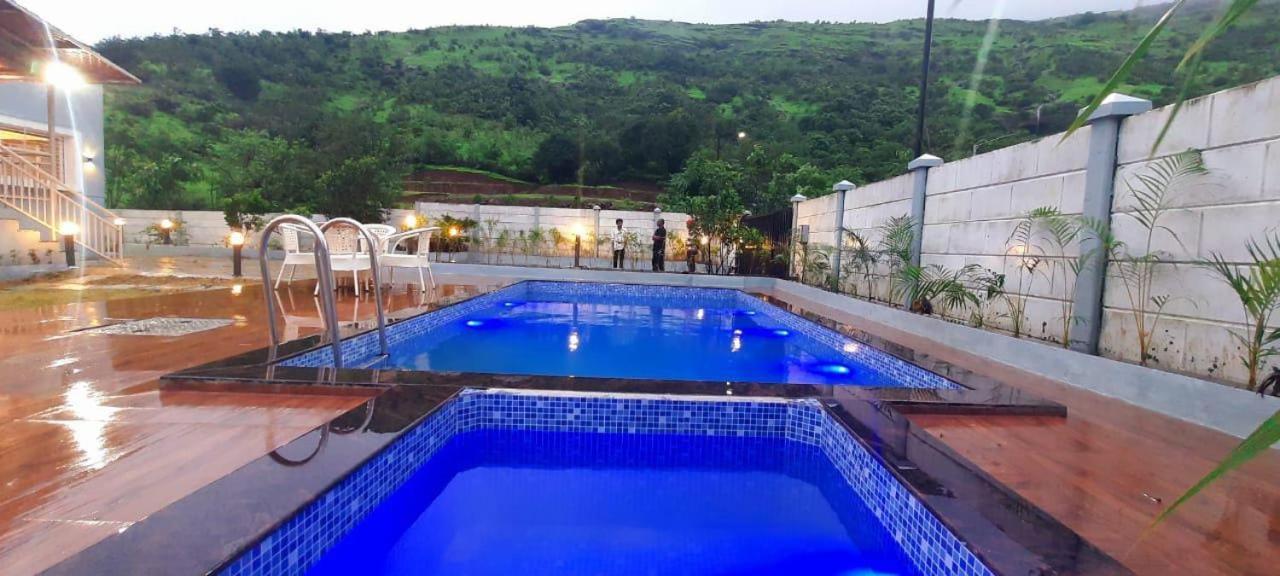 Shady Blue Villa Trimbak Exterior foto